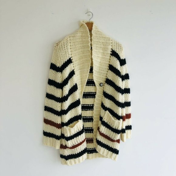 VOLCOM Women's BNWT The Big Cozy Chunky Knit Cardigan Size Med RRP $120 - Picture 2 of 9